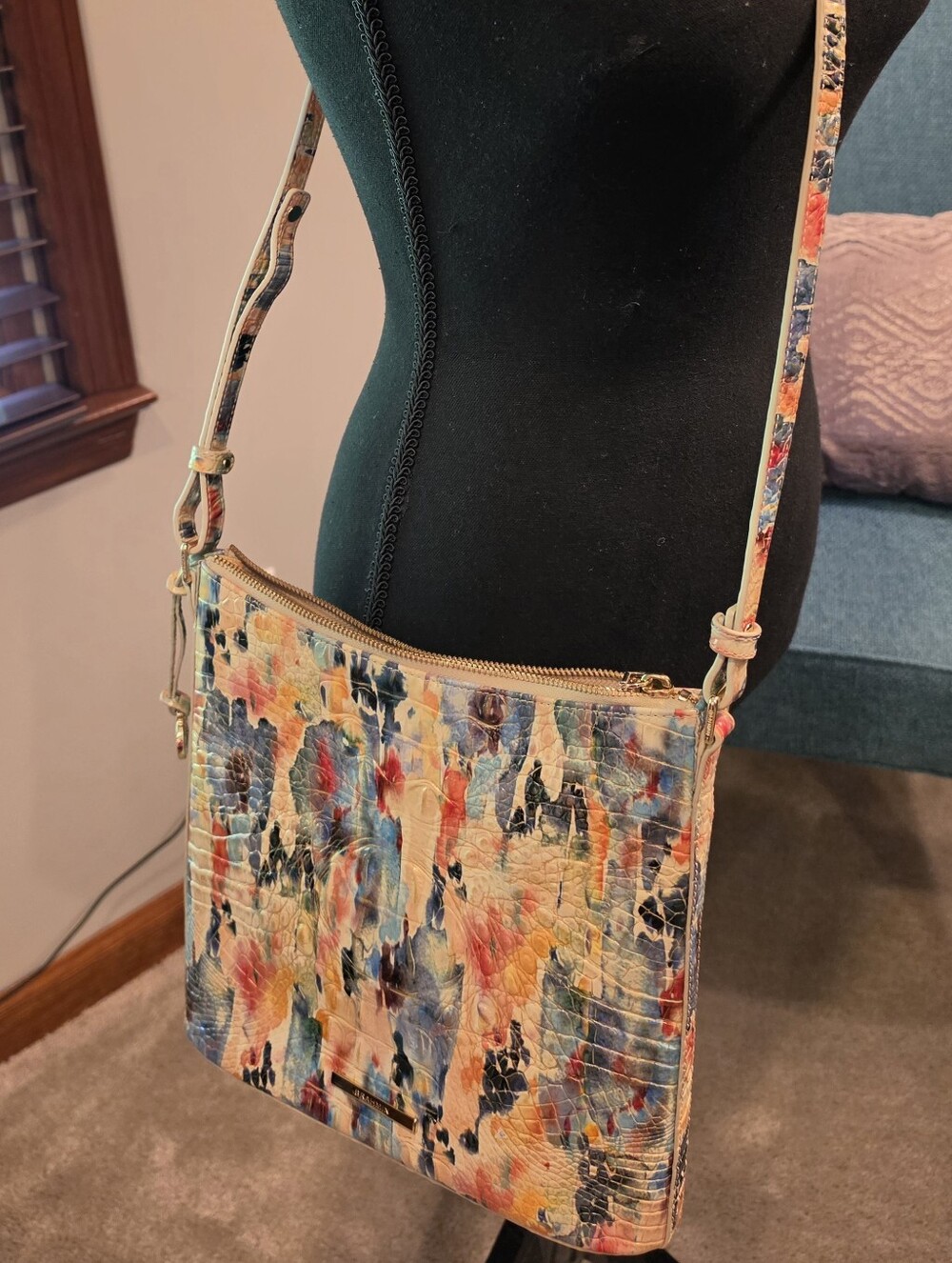 Rare Color! BRAHMIN Katie Croc-Embossed Crossbody Bag - Women. NWOT! NEVER USED!
